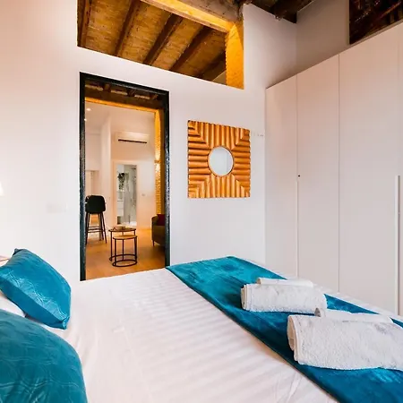 Diseno Triana 2 Apartmán *